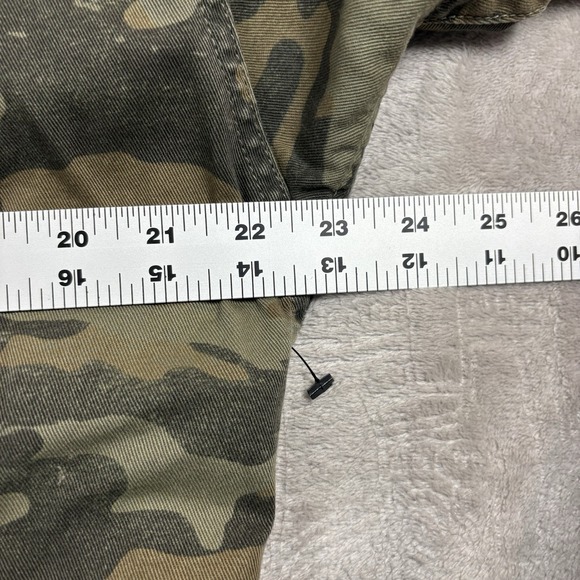 Women's Camouflage Snap Front Jacket Med Army Theme Pockets - Picture 4 of 7